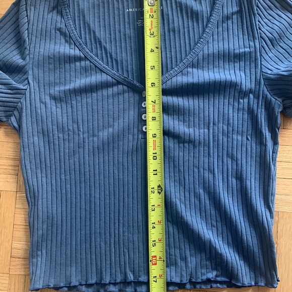 American Eagle TShirt - Picture 10 of 11